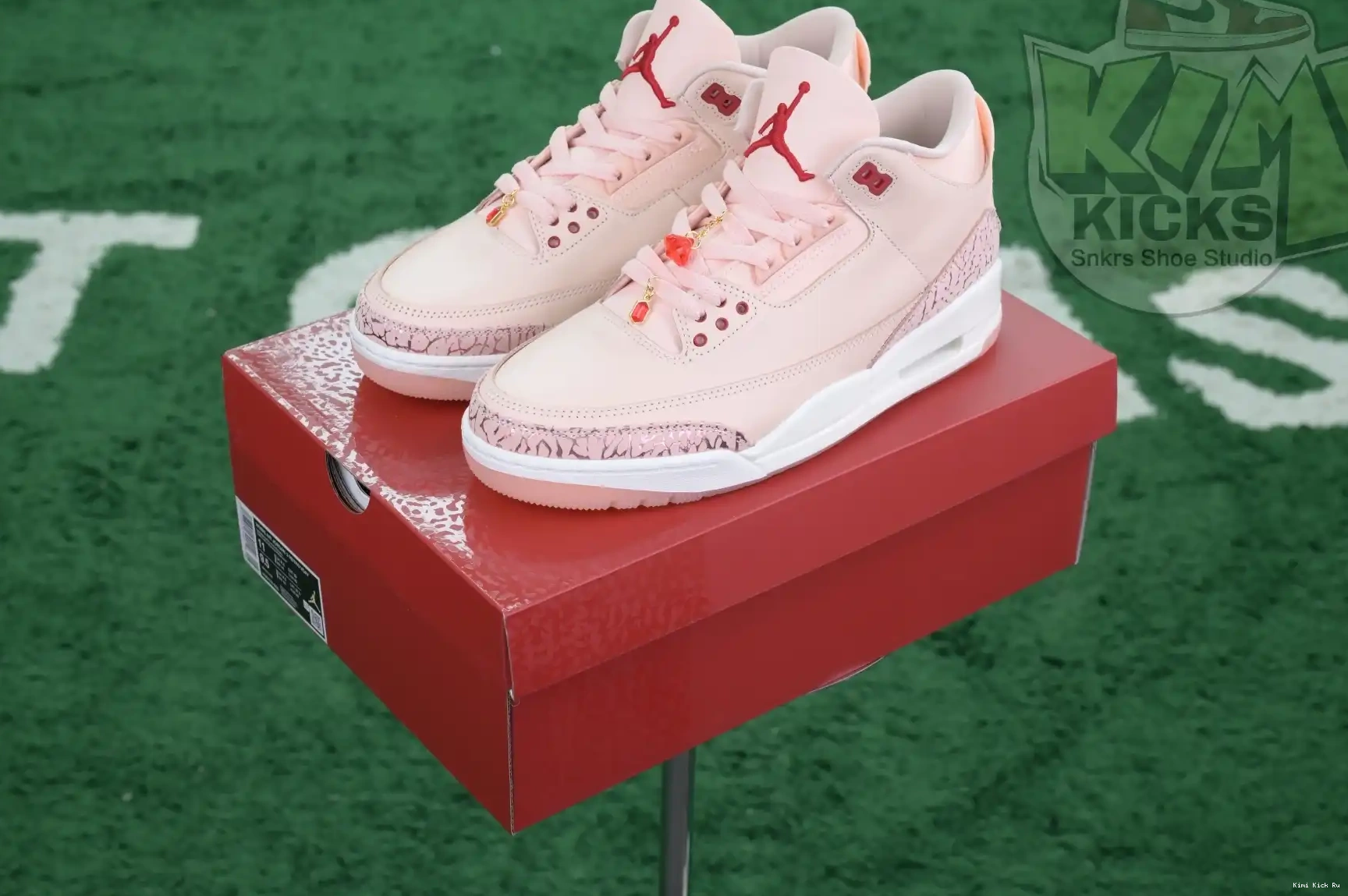 Jordan Kimikick Jordan Day Air 3 Valentine's 0824